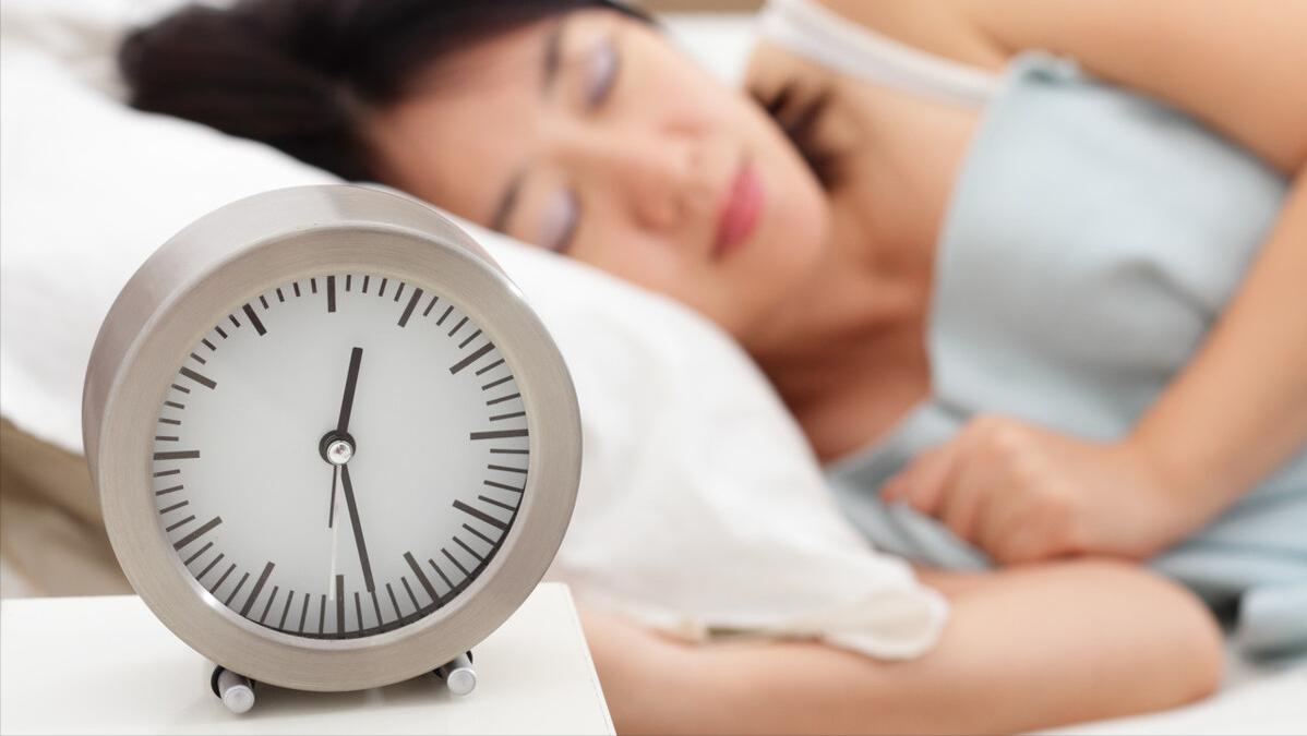 熬夜后感觉心脏累,熬夜之后的心脏疼可以恢复吗