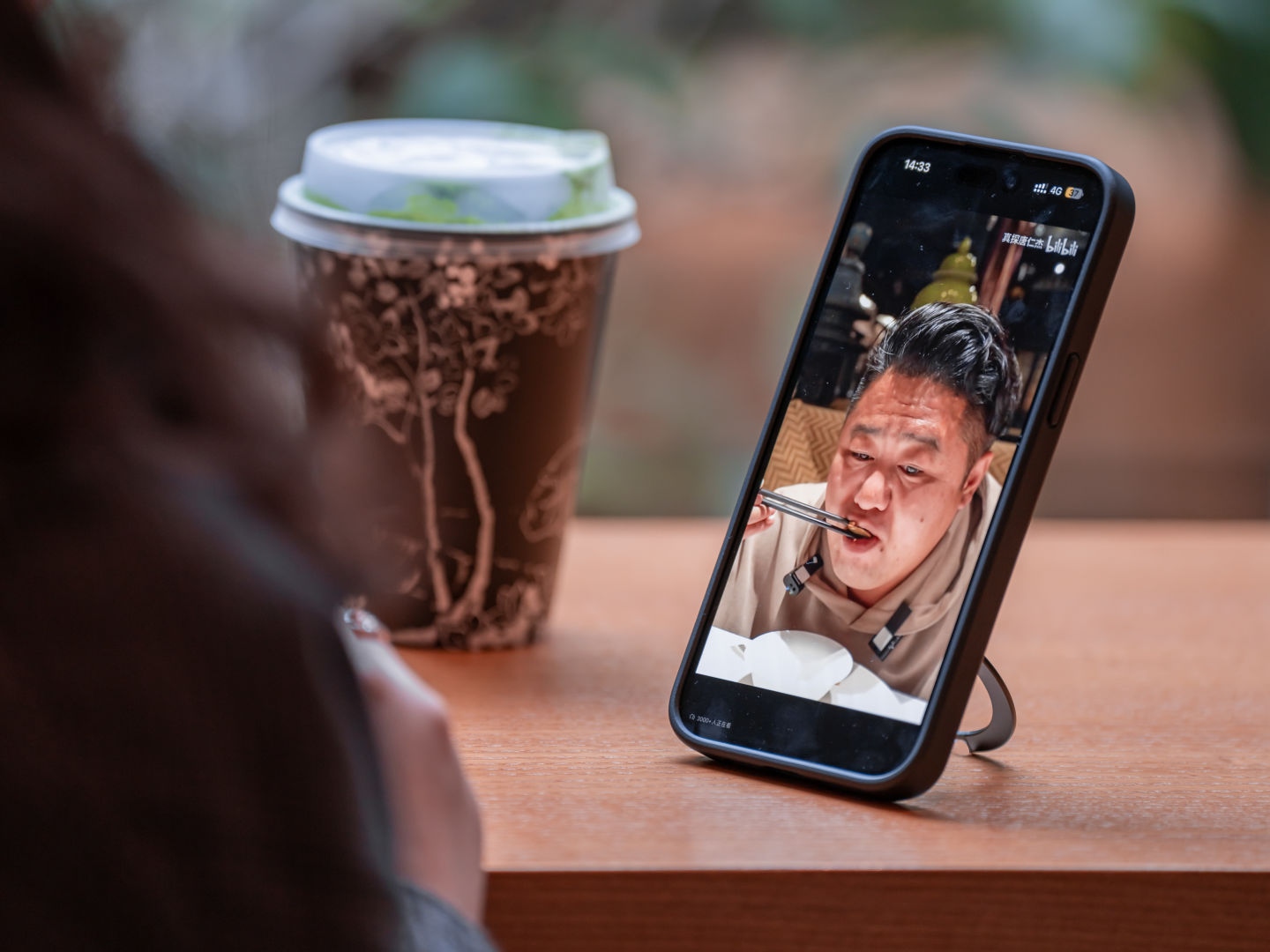 磁吸手机壳仿图拉斯,图拉斯全包磁吸透明手机壳测评