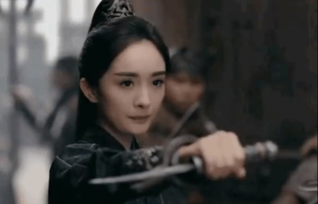 杨幂“拔牙后遗症”犯了！打脸说整容的人，粉丝：这毛病可以接受