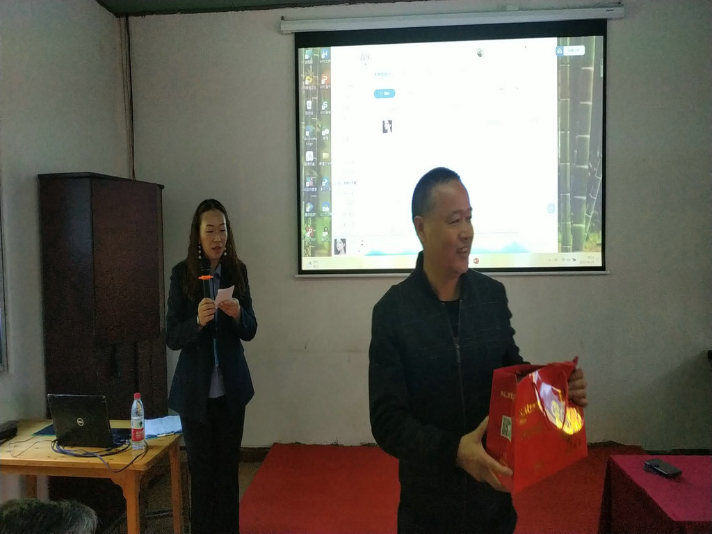 怀化第六届运动会游泳比赛,怀化鹤城泳协漂流