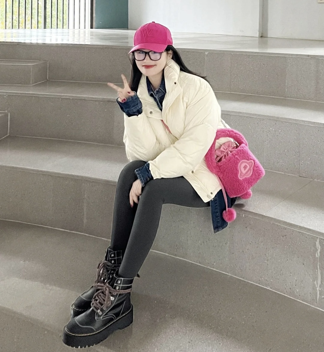 瑜伽裤穿出自然不做作风情,瑜伽裤穿出高级感