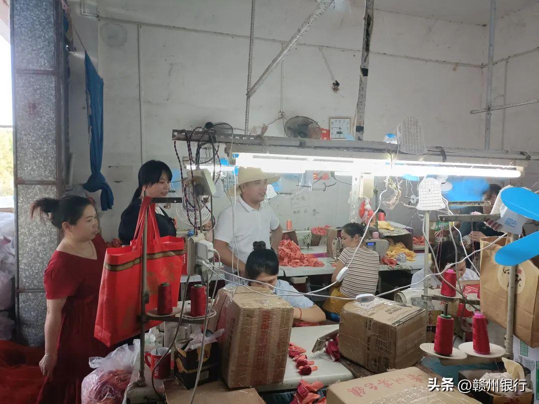 一心为民办实事两袖清风守初心,一心为民办实事