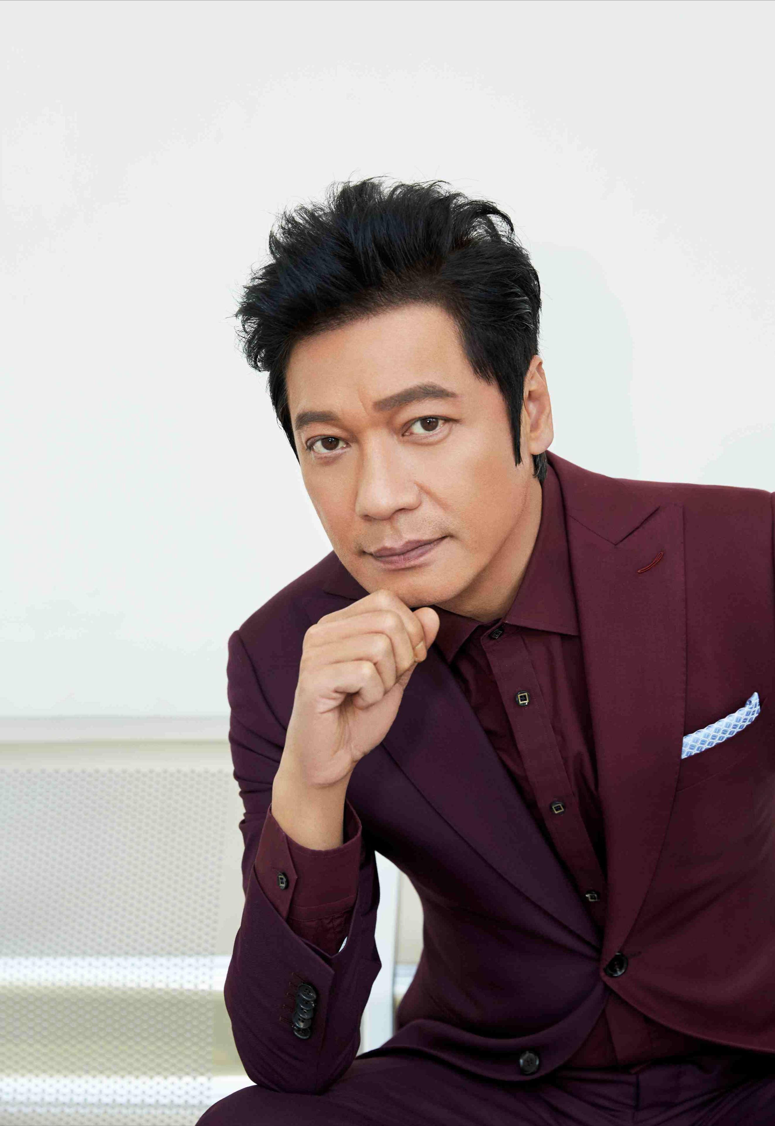 被流言困扰的罗嘉良:再婚娶二婚演员苏岩为妻,60岁生活幸福美满