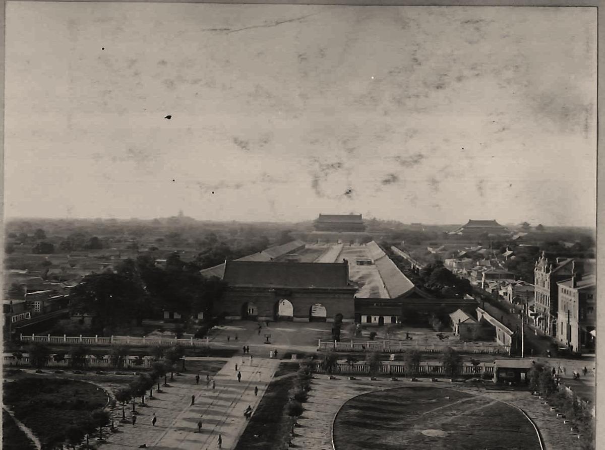 日军日记：*安妇慰**不服从管教，我很愤怒，用*刀刺**插入她的*体下**,2