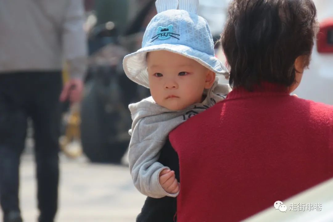 爷孙隔代亲的经典歌曲,爷孙隔代亲