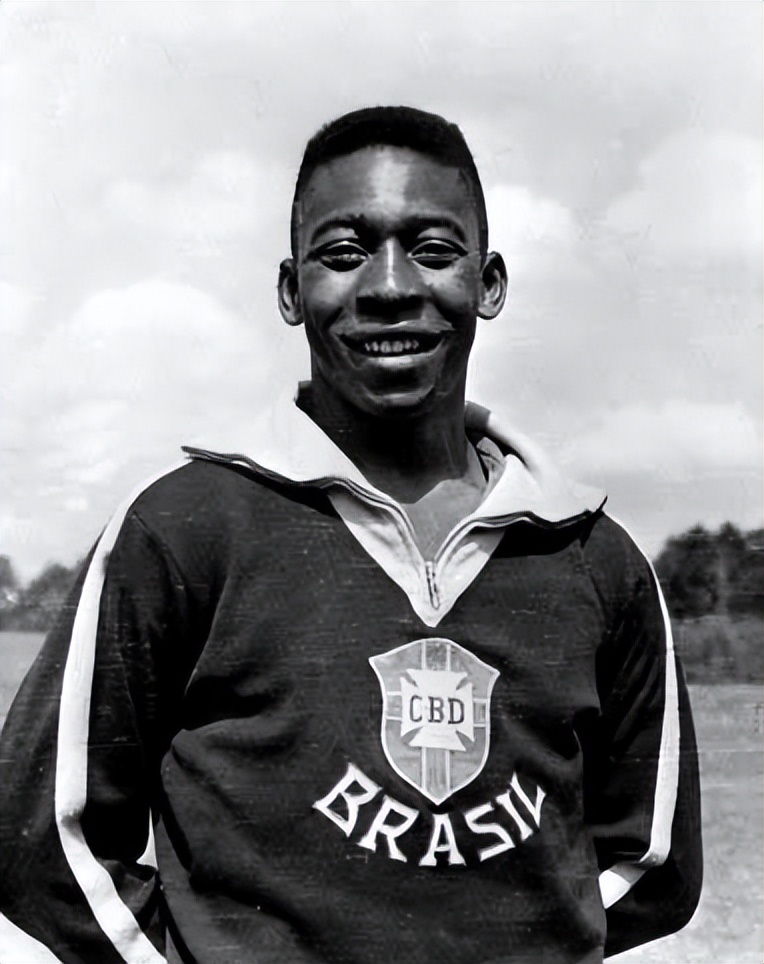 一代球王贝利传奇故事,一代球王去世