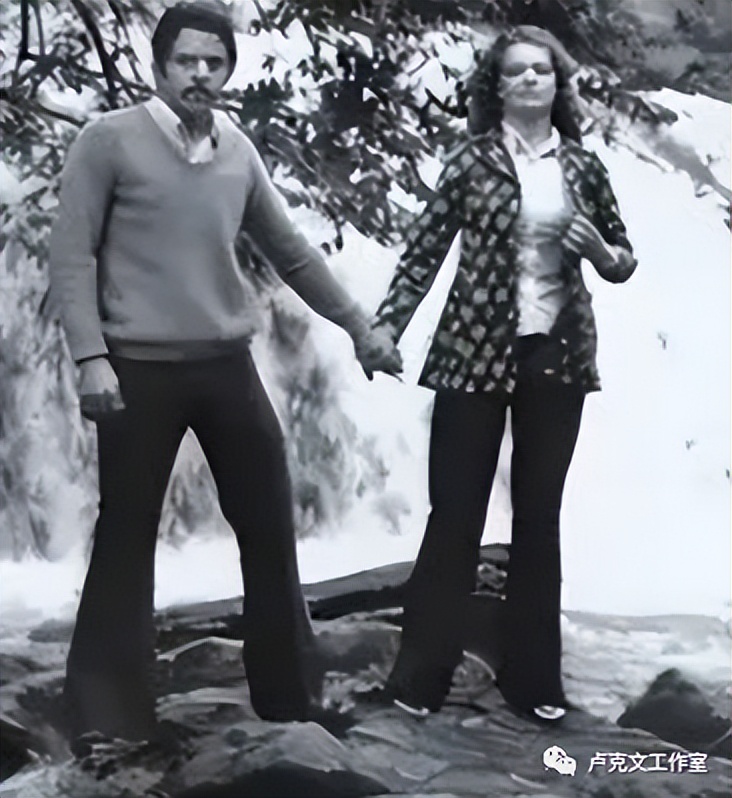 九指鱿鱼:卢拉传