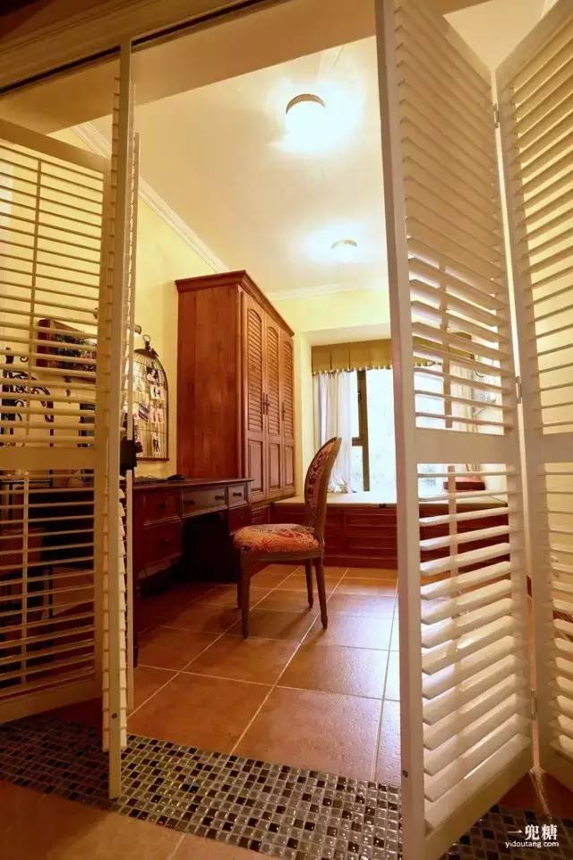 从装饰着手让家里更加温馨,从硬装开始打造家的高级感