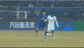 马宁到底有没有误判中超积分榜,马宁错误判罚集锦