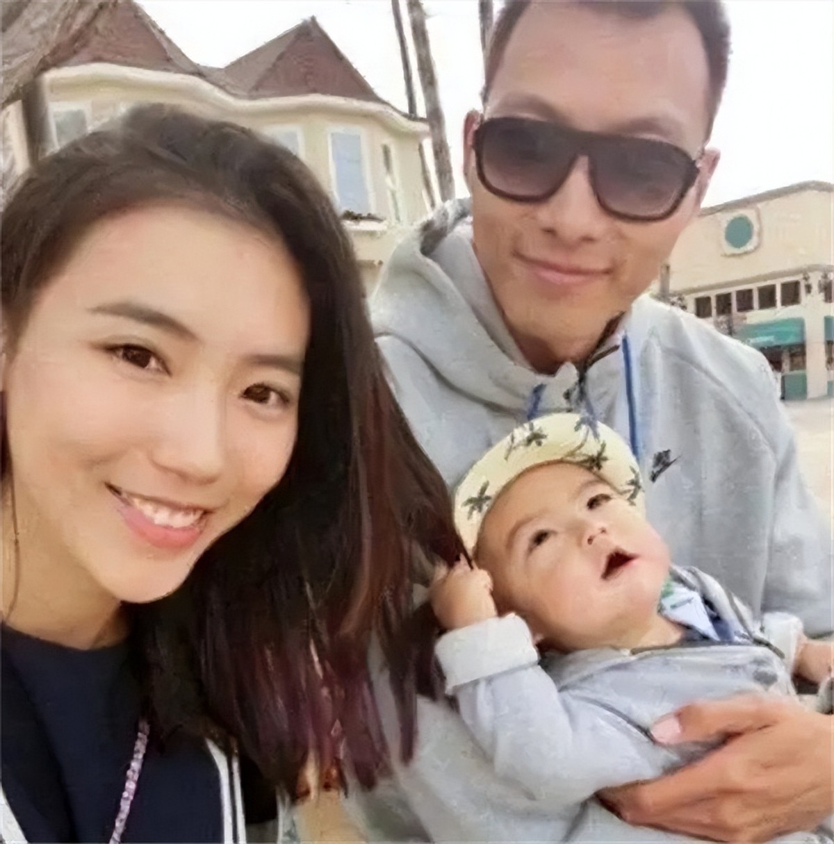 易建联和他妻子,易建联及老婆