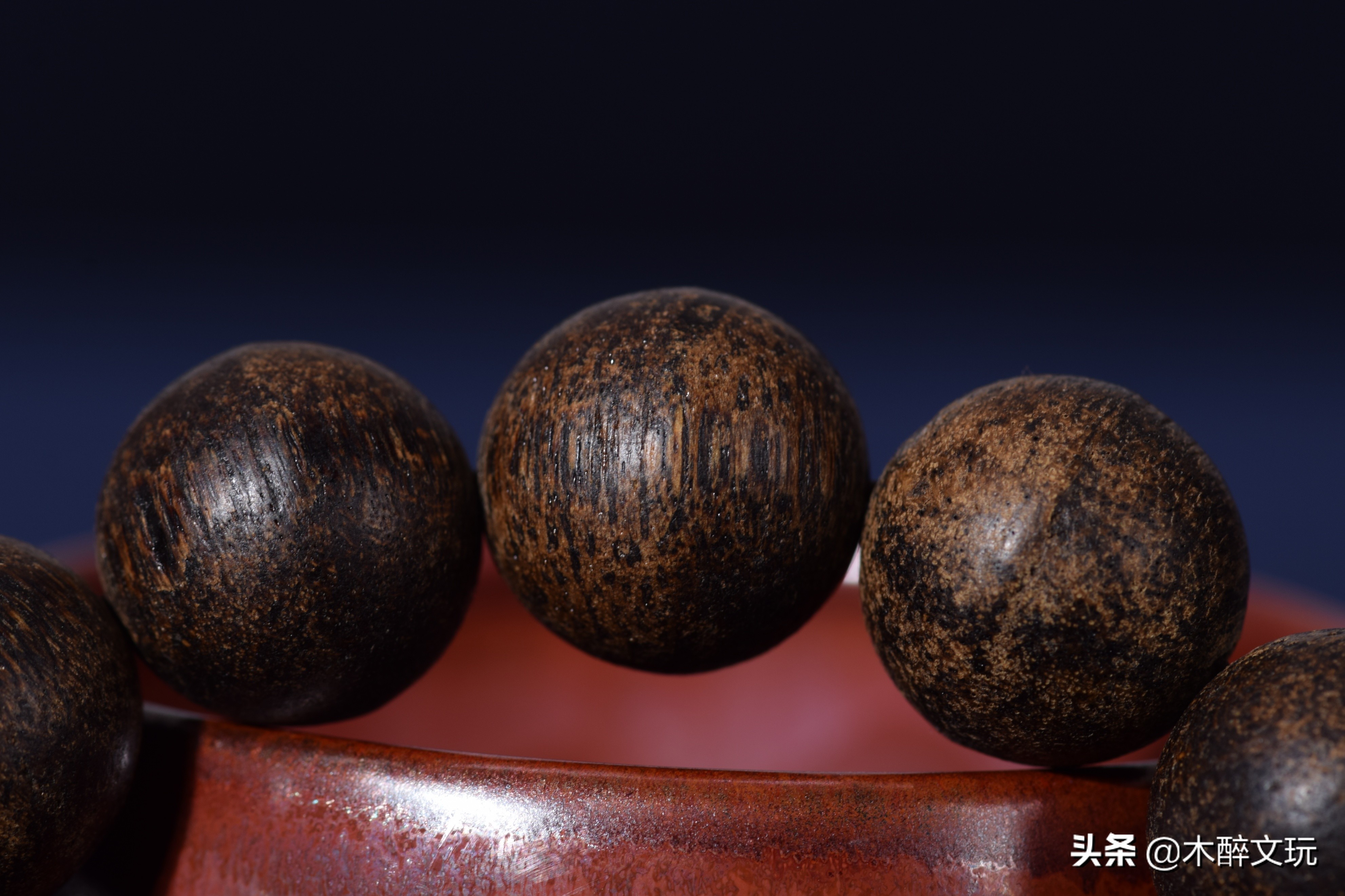 选购沉香手串最全攻略读懂不上当,如何挑选沉香手串视频