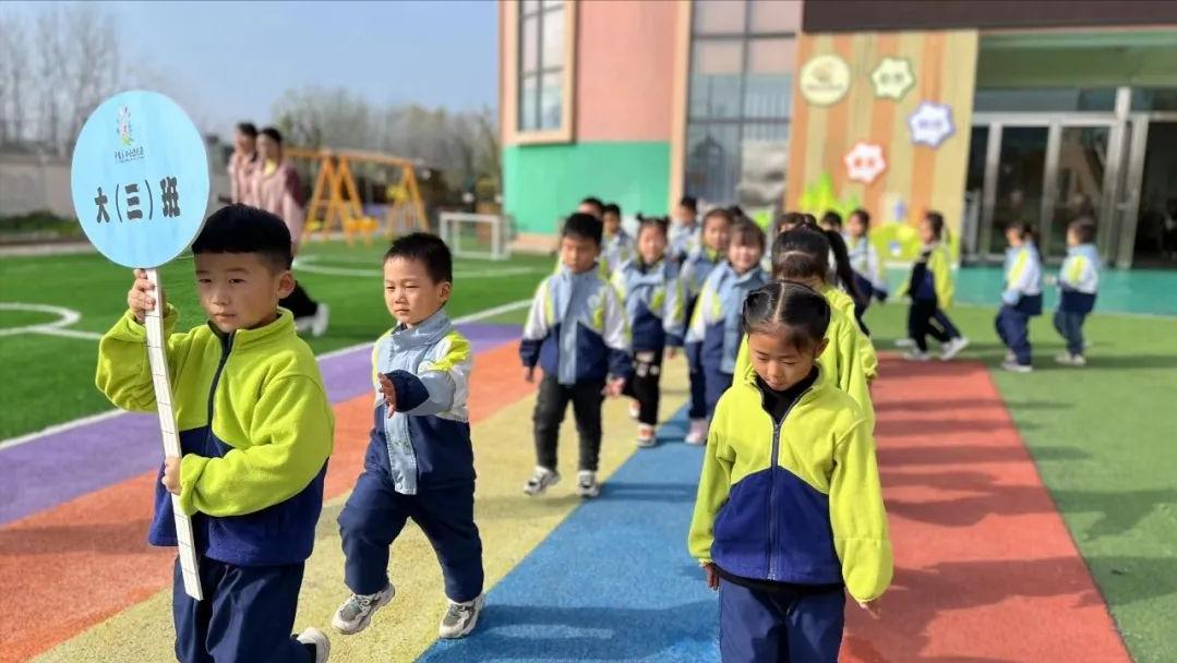 阜南县田集镇中心小学足球队比赛,阜南足球联赛