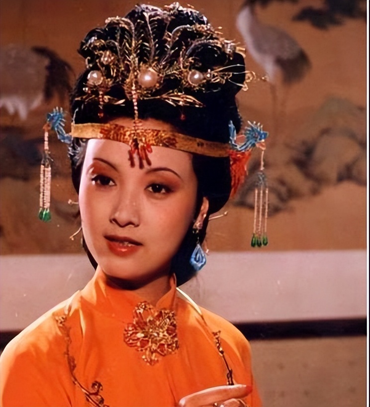 抄检大观园结果如何,抄检大观园的深层原因是什么