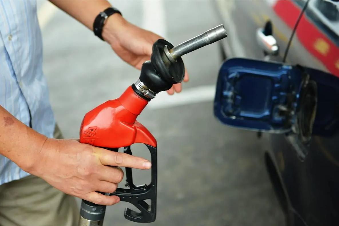 国内油价预计将大幅下调天气预报,国内油价或将迎来下调今日汽油价