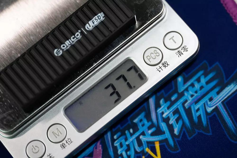 又快又稳又小巧，速度零折扣的ORICOUFSD-J快闪U盘体验