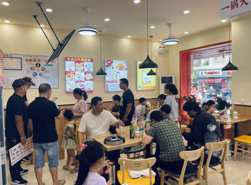 如何选择一个餐饮加盟品牌,2021特色餐饮加盟品牌十大排行榜