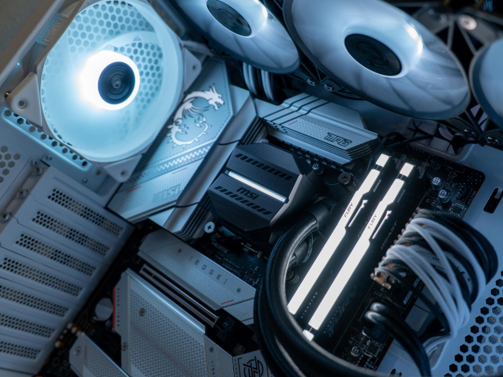 微星360水冷配啥机箱,微星最新360水冷评测