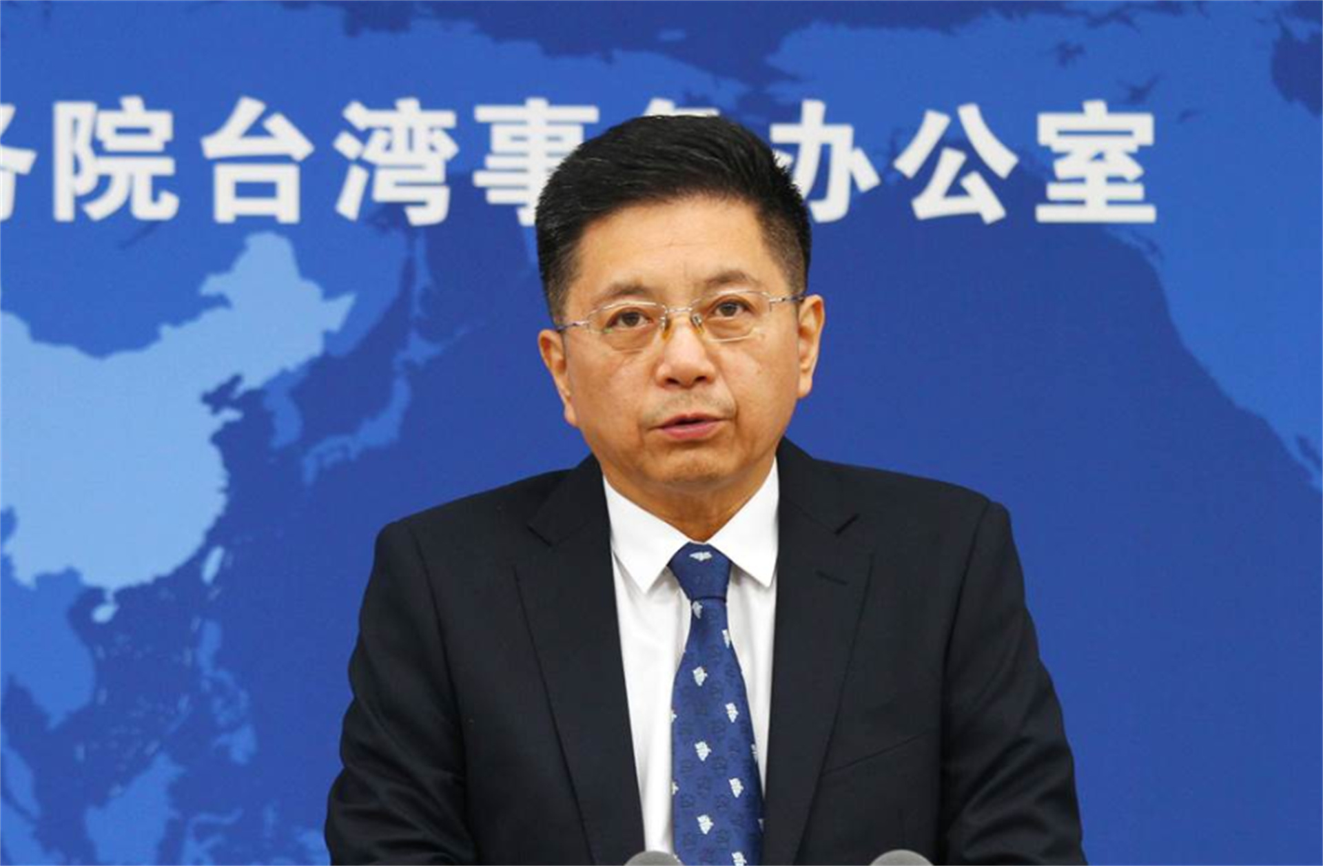 说到做到，对台制裁来了，大陆武统直取台岛斩首？统一再近一步