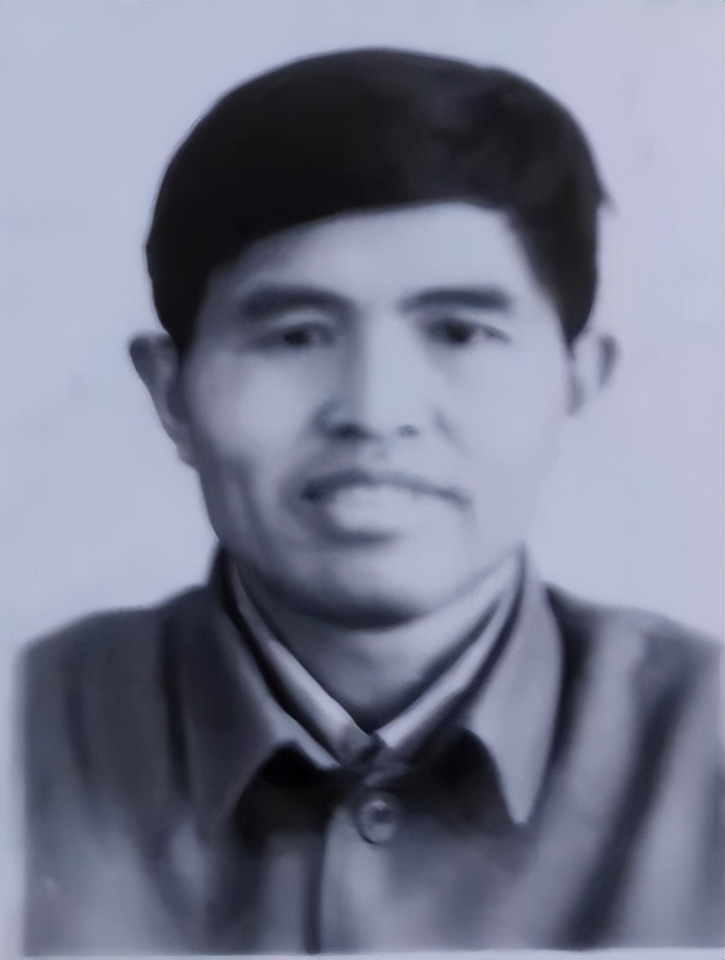 忆亡兄——“春蚕到死丝方尽，蜡烛成灰泪始干”