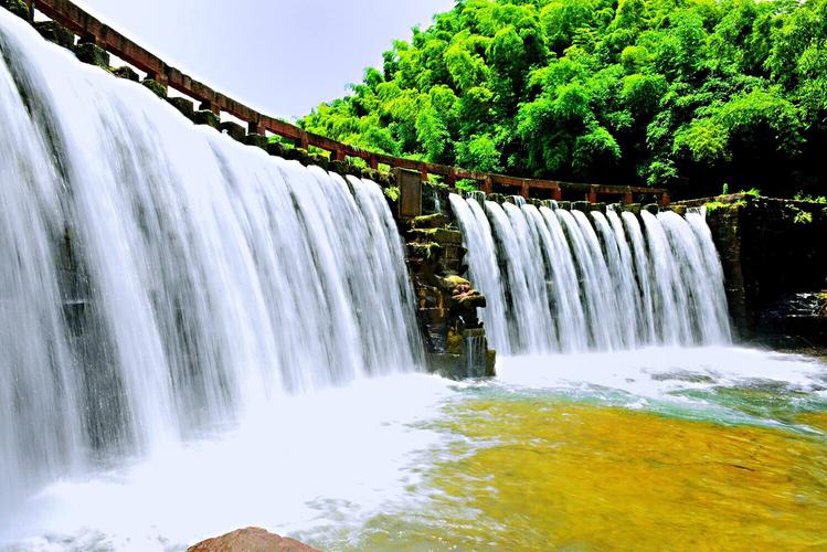 卧虎藏龙蜀南竹海取景地片段,蜀南竹海卧虎藏龙拍摄地放的音乐