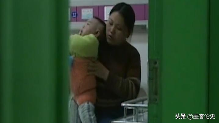 故事:河南1岁女婴患早老症,一夜变成80岁老人,母亲含泪千里求医