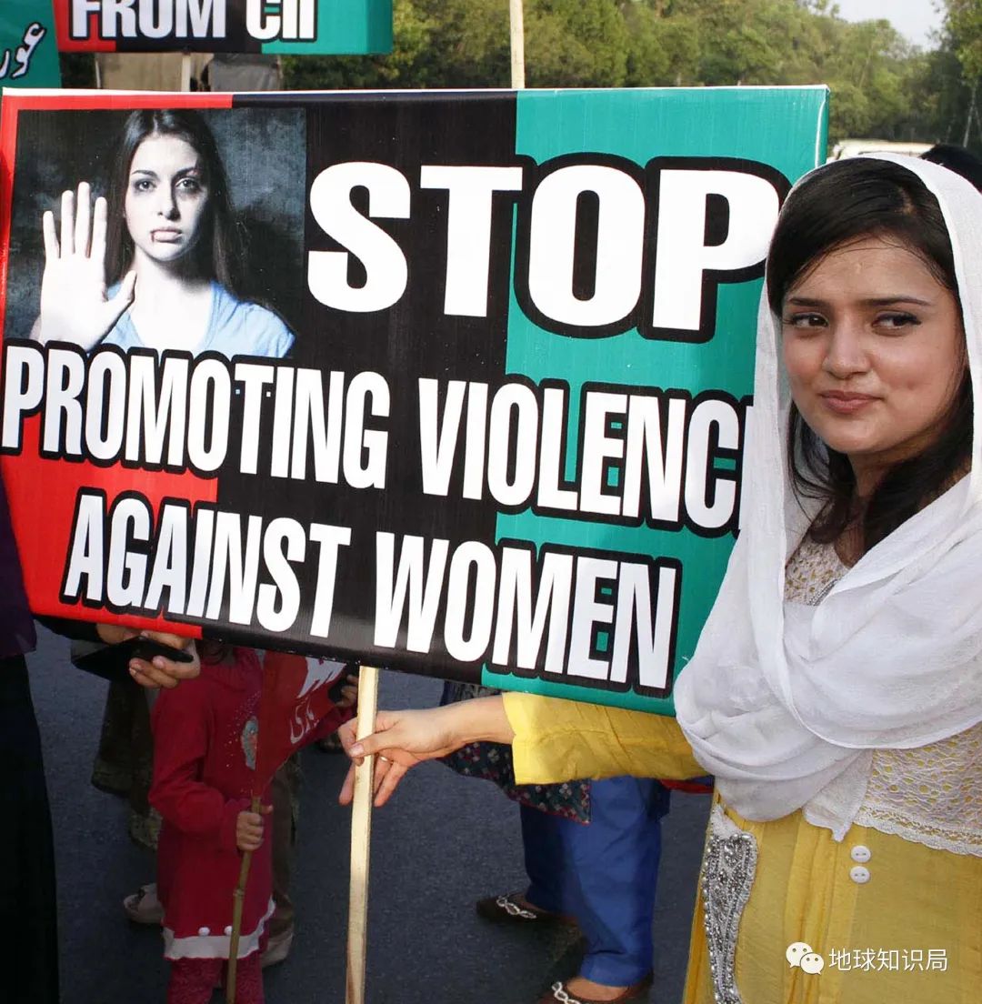 印度*伦乱**为何屡禁不止?|地球知识局