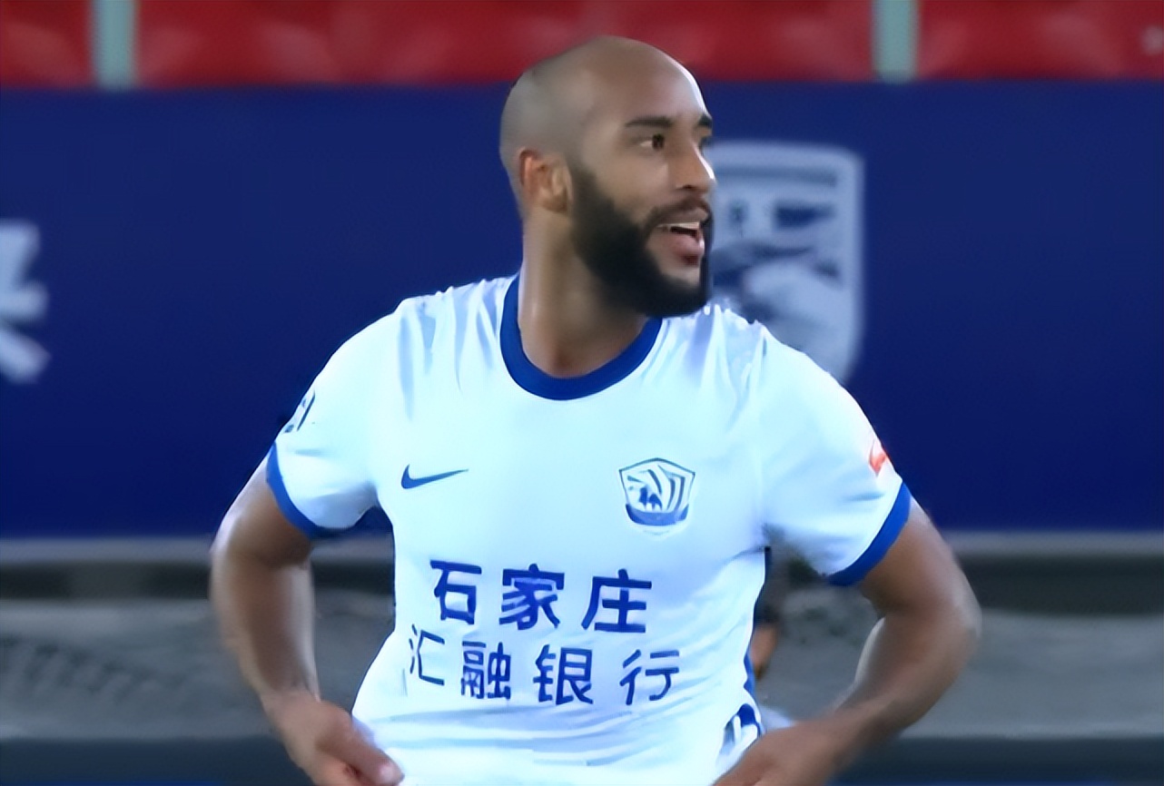 中超最新积分榜武汉三镇领跑,中超积分榜泰山输的三场球