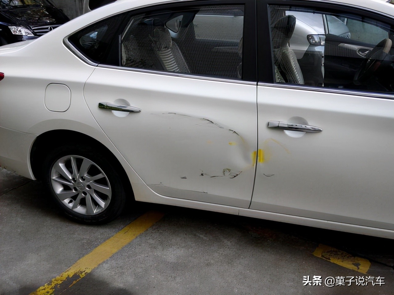 路边停车被人刮蹭对方跑了怎么办,车停路边被别人刮蹭能找到人吗