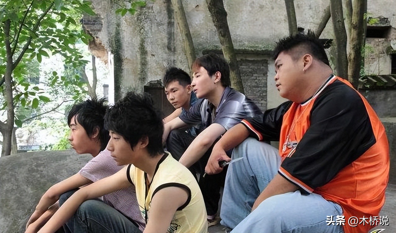 小伙利用彩票获利80亿,小伙卖彩票网站获利3000万