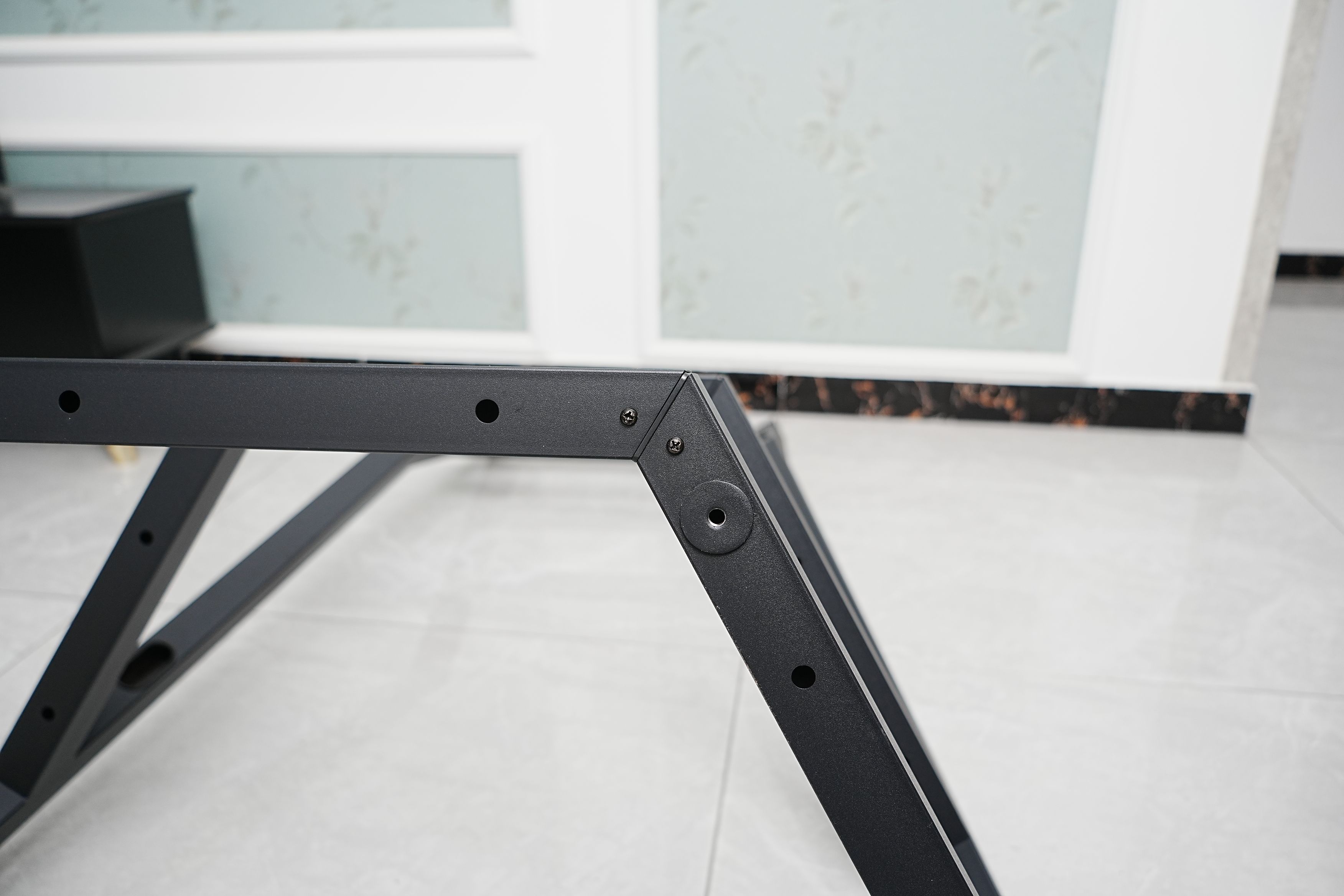 小户型电视支架怎么选购,多种电视挂墙支架评测