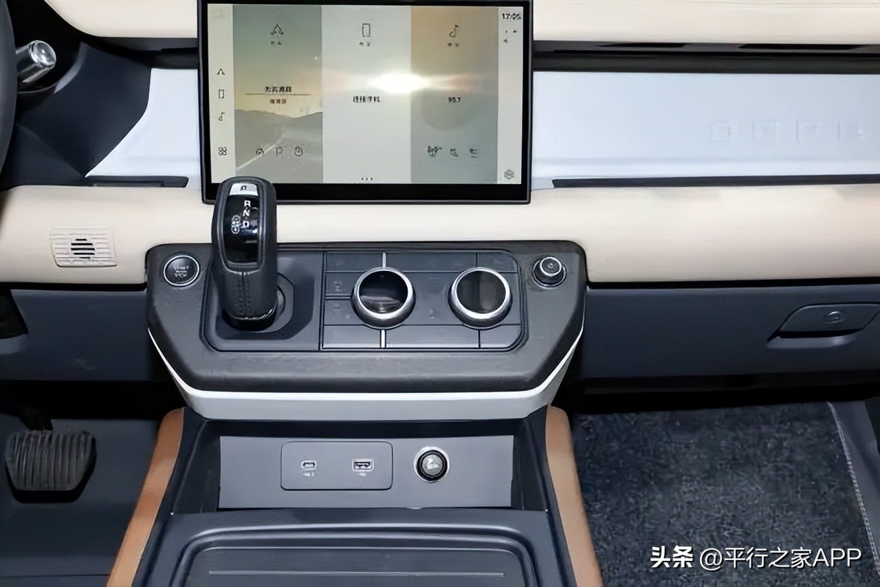 全新路虎卫士正式上市,2022款路虎揽胜卫士上市