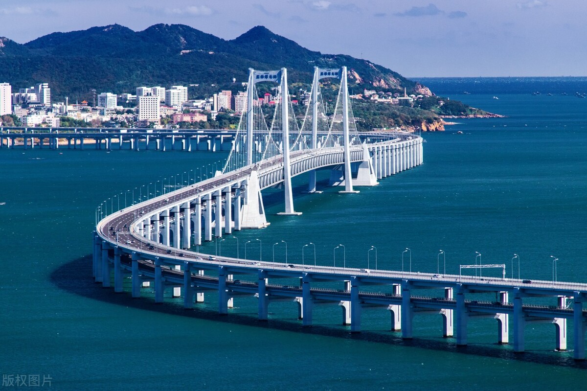 大连全国排名第几大城市,大连是辽宁省内的第一大城市吗