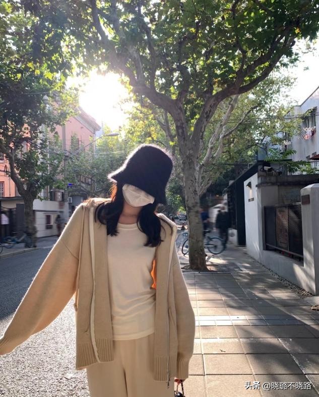 果然脸小的女生好看,四方脸适合戴牛仔渔夫帽显脸小吗