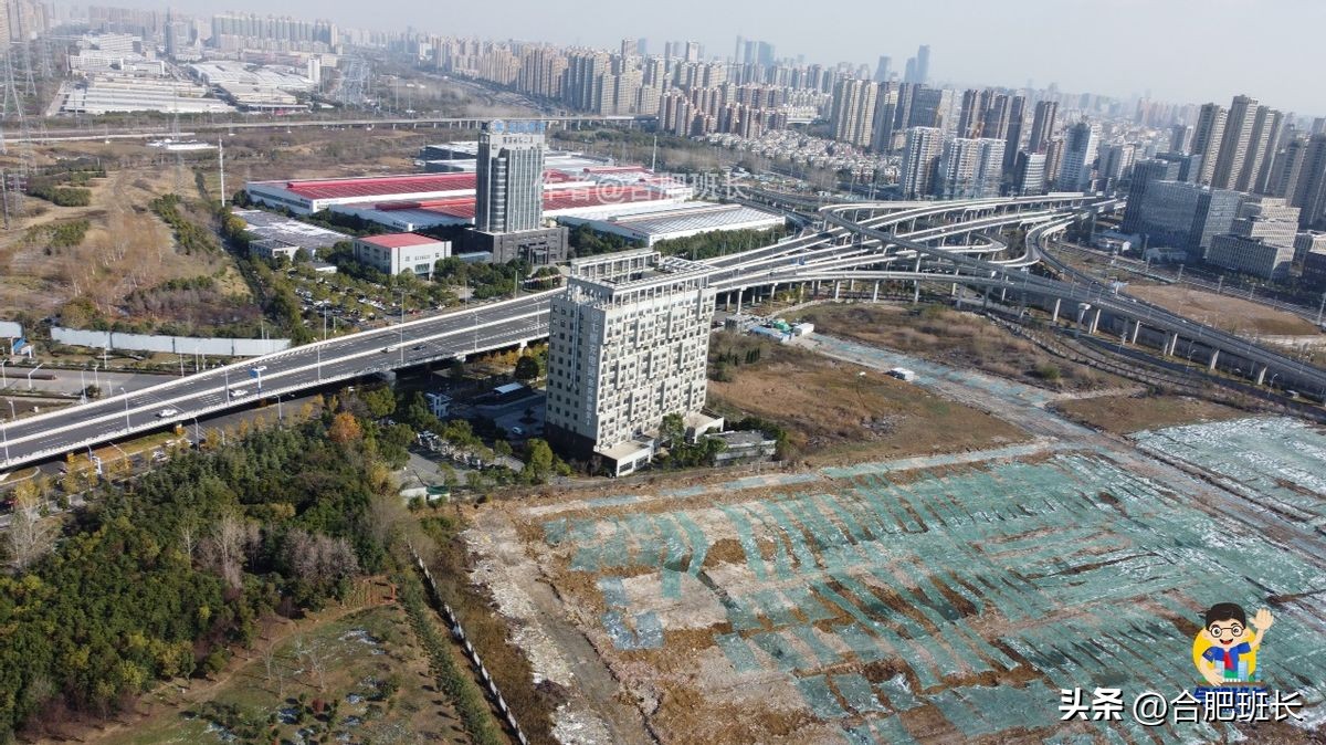 从2.98万到2.65万，实探经开区168*瑰园玫**本部的应流地块！