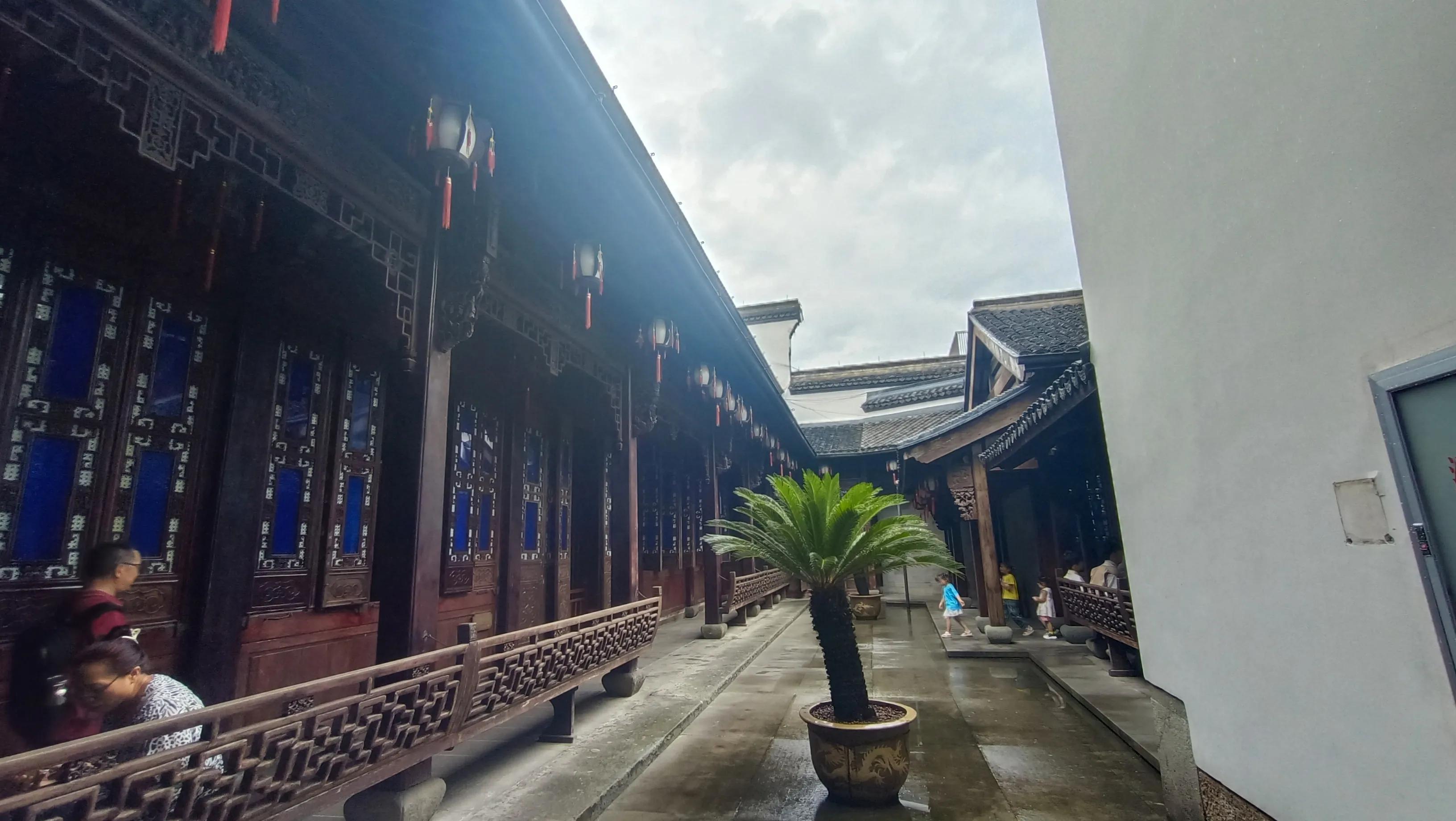 参观胡雪岩故居感想,带你走进红顶商人胡雪岩故居