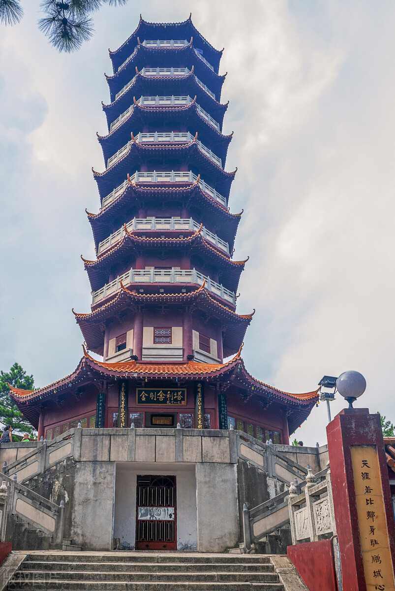 中国十大佛教名山排名图片,四大佛教名山哪个人气最大