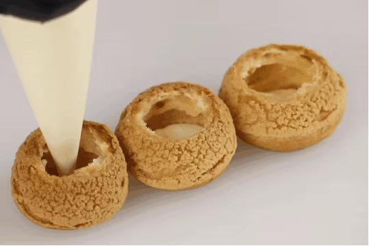 酥皮泡芙烤出来有点塌是怎么回事,泡芙不脆出炉后还塌什么原因