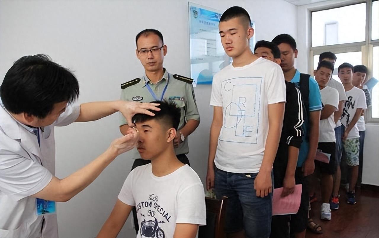 2019军队文职体检身高要求,2024军队文职体检视力新标准