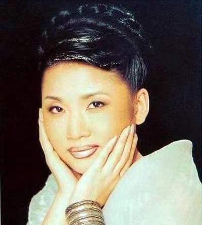 李娜40岁视频,李娜为何在最红时出家