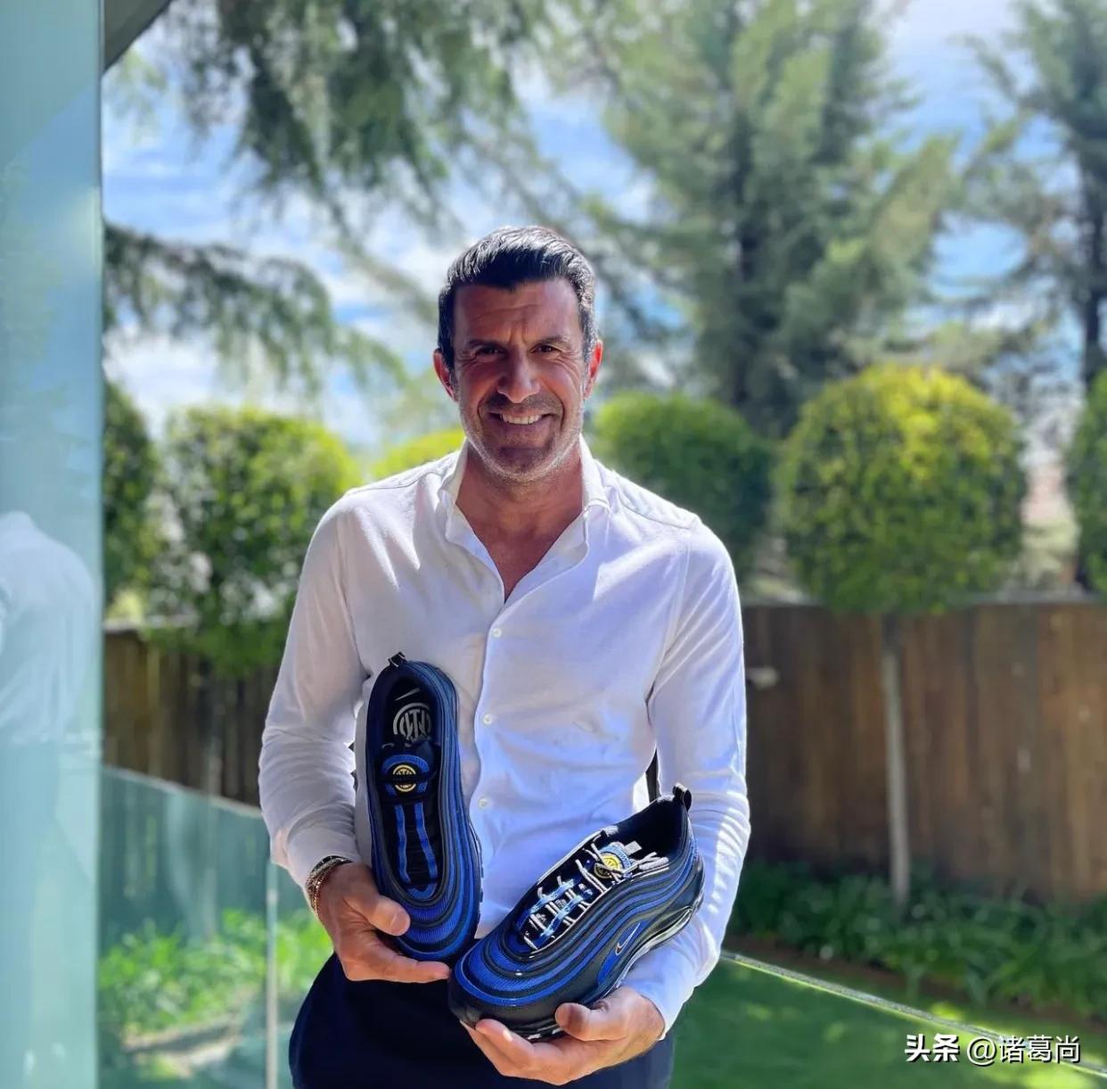 劳尔时期的皇家马德里阵容,翩翩少年衣服