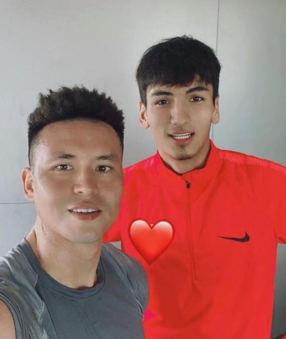 鏂扮枂瓒崇悆鏄庢槦闃垮竷鎷夋睏,鏂扮枂鐞冨憳闃垮竷鎷夋睏