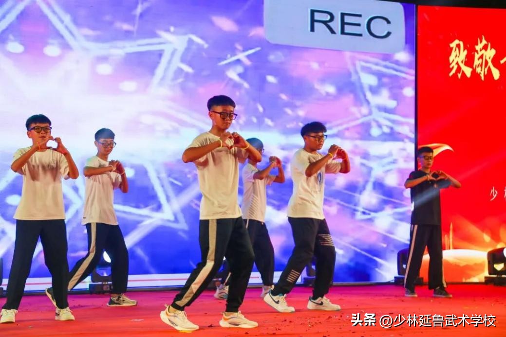 鑷存暚闈掓槬绛戞ⅵ鏈潵鍥㈣,鑷存暚闈掓槬鑷存暚鏈潵