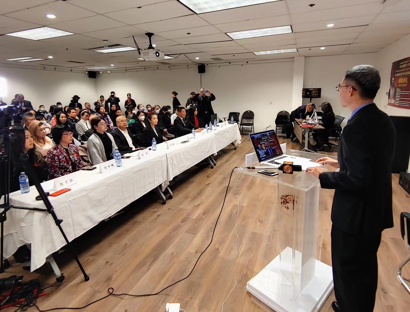 白求恩精神作文,白求恩征文