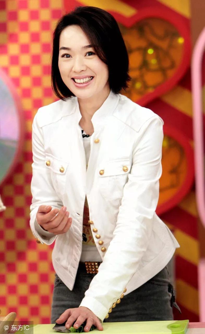 韦唯遭受过家庭暴力吗,贾静雯和韦唯现状