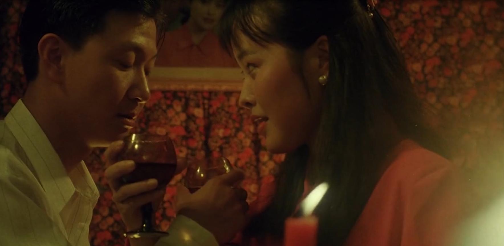 人性与欲望交织的*理片伦**，男人娶了村长的女儿，婚后让她独守空房