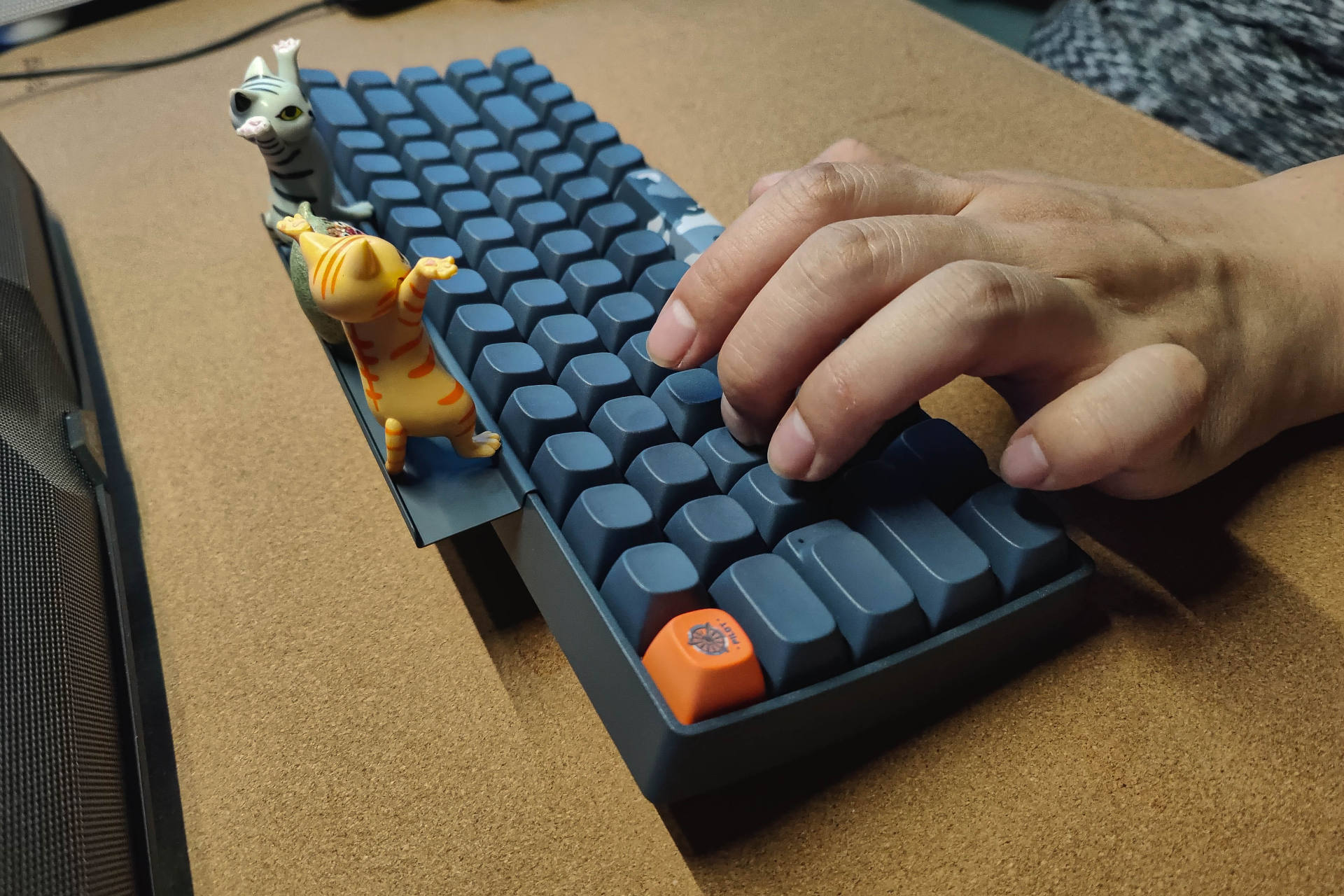 洛斐小翘能发光吗,洛斐小翘手感怎么样