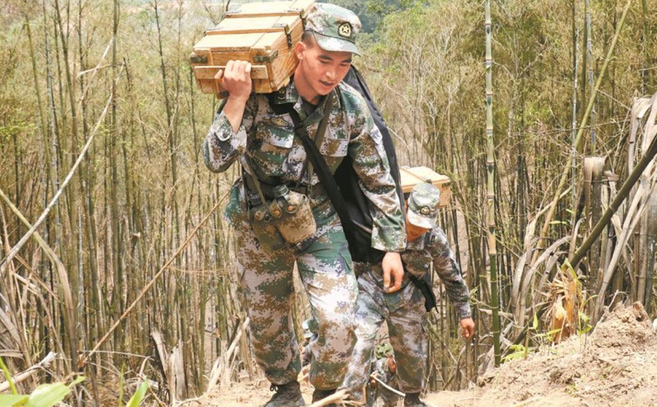 排雷英雄杜富国荣立几等功,讲解排雷英雄杜富国事迹