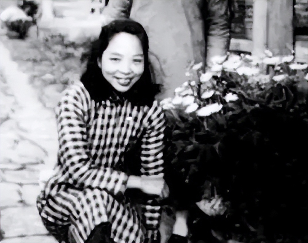 女子被海关扣留,美国海关扣留中国女子