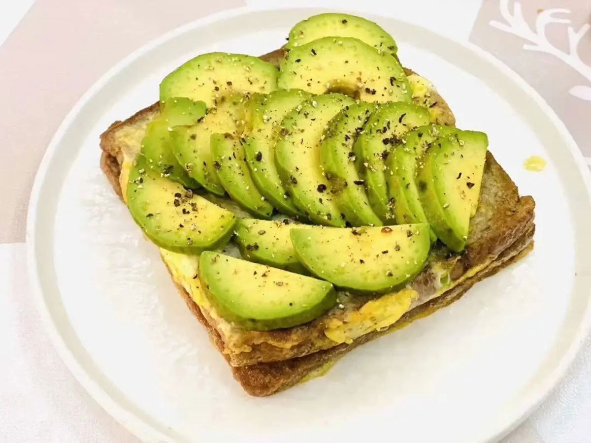 吃一个牛油果会怎样,吃一个牛油果能升多少糖