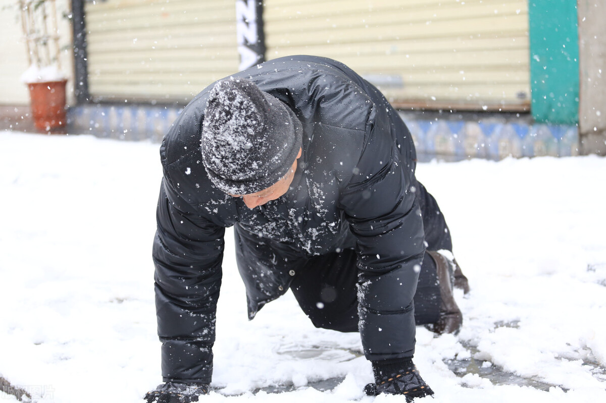 跌打扭伤的几种疼痛方式,跌打损伤扭伤偏方